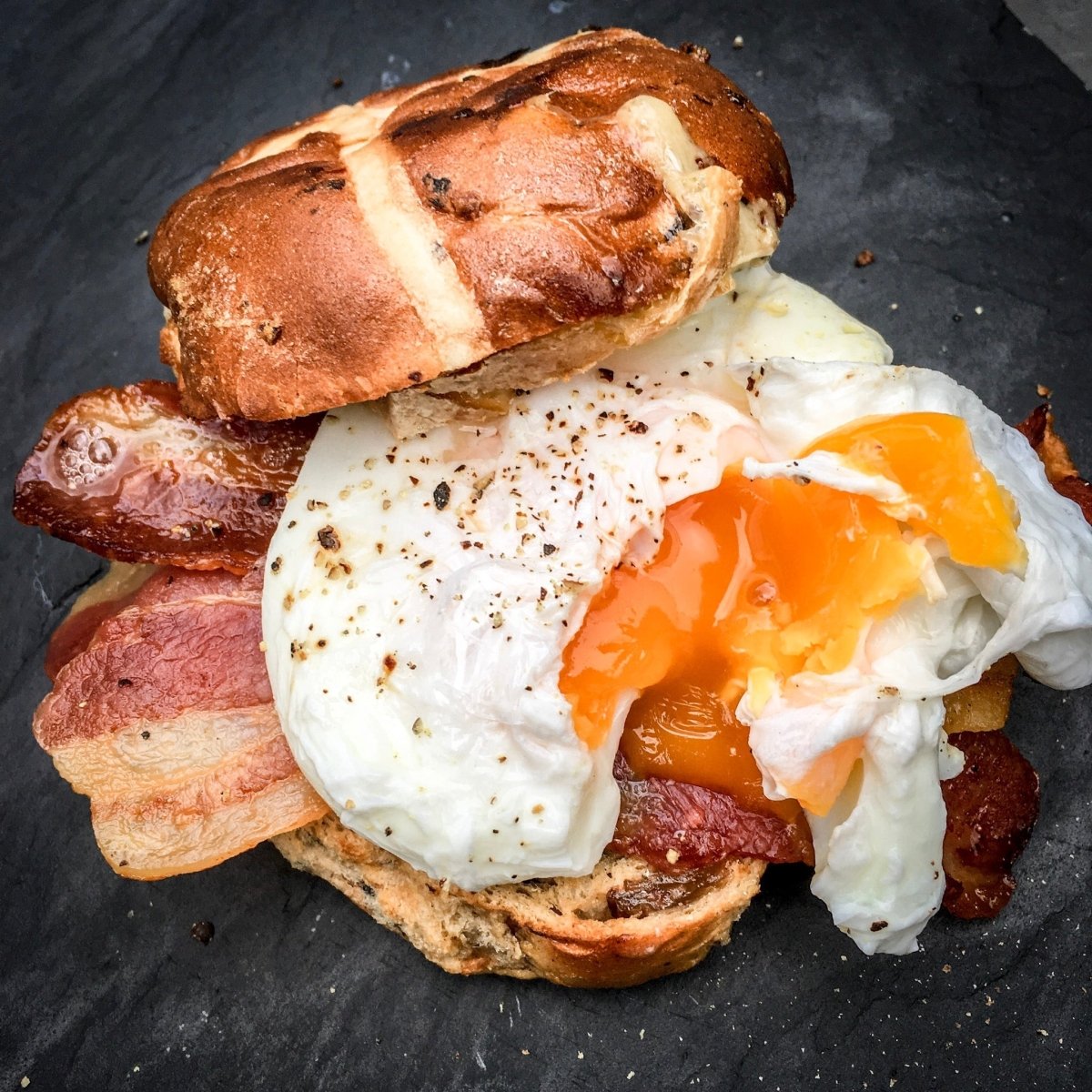 Perfect Poached Egg - Biffens Kitchen